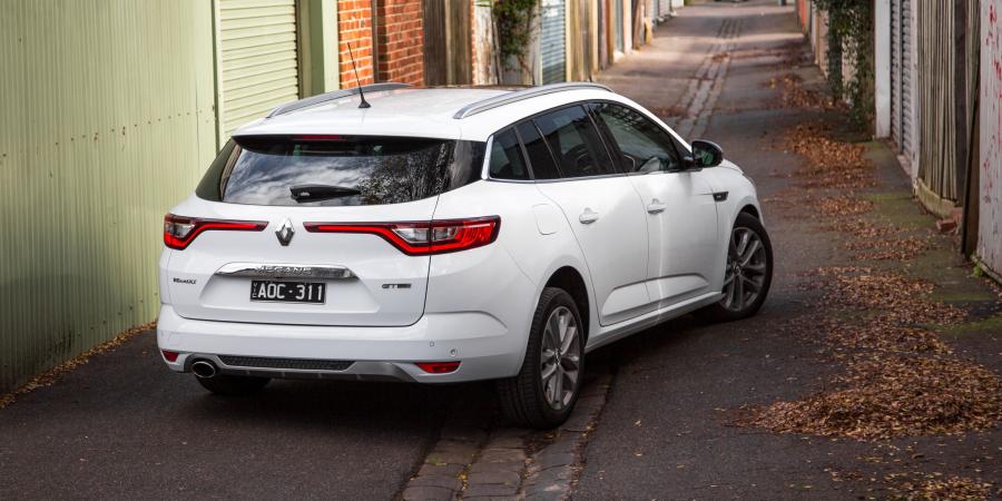  Renault Megane Estate GT Line 2017 года  (AU) (фото 10 из 13)